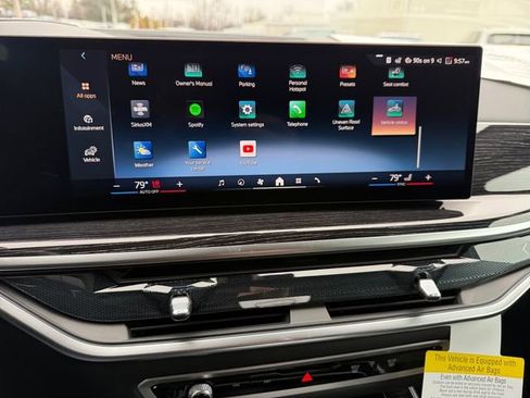 New 2026 BMW X5 xDrive40i w/ M Sport Package AWD/4WD image 23