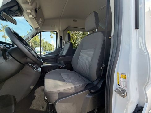 Used 2024 Ford Transit 350 XLT RWD image 15