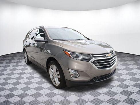 Used 2019 Chevrolet Equinox Premier image 7