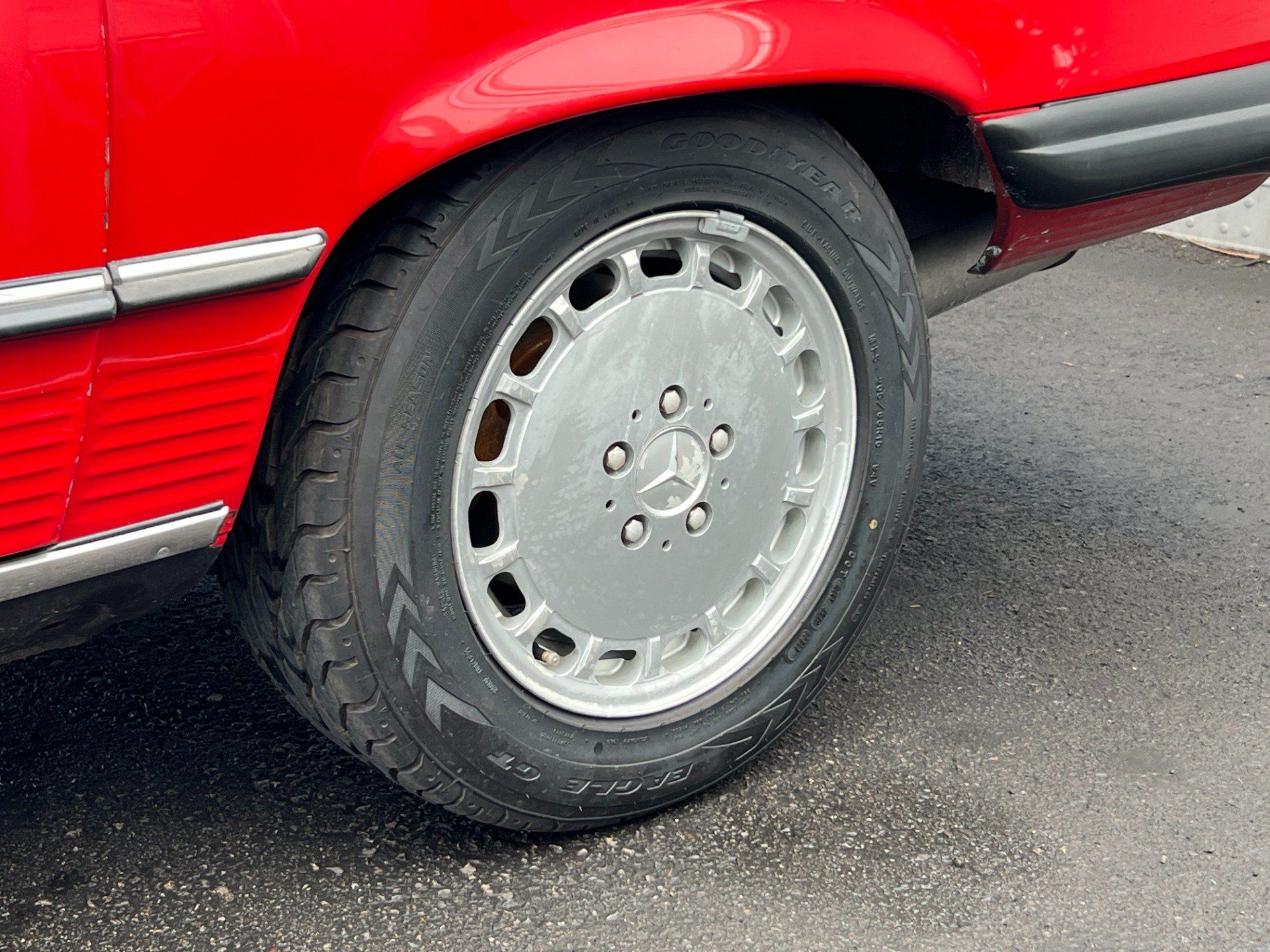 Used 1987 Mercedes-Benz 560 SL image 44