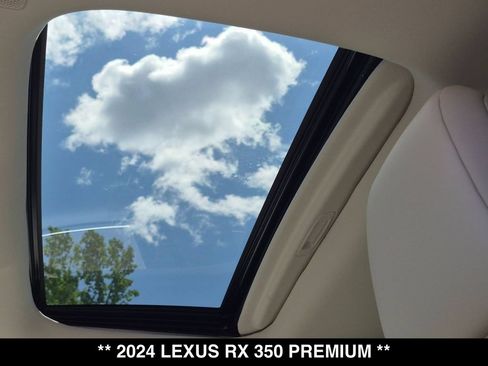 Used 2024 Lexus RX 350 Premium w/ Convenience Package AWD/4WD image 4