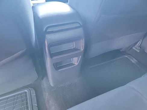 Used 2015 Nissan Sentra SR FWD image 35