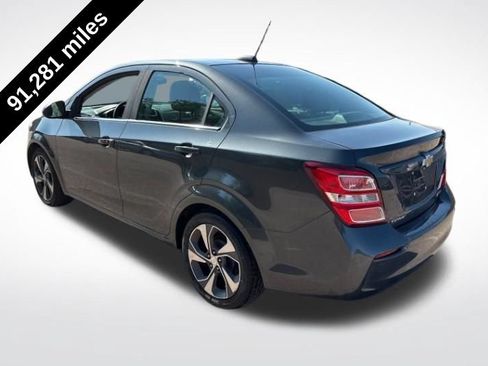 Used 2019 Chevrolet Sonic Premier FWD image 2