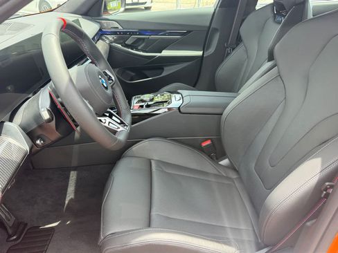 New 2027 BMW M5 w/ Executive Package AWD/4WD image 13