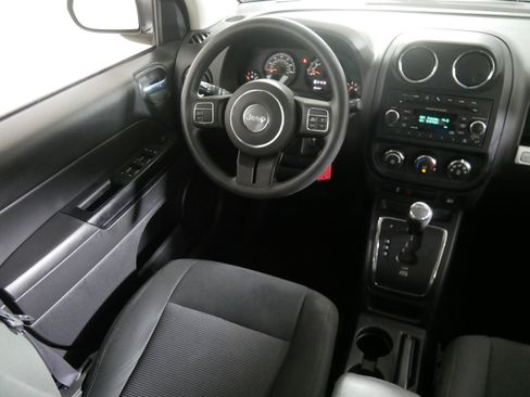 Used 2016 Jeep Compass Sport w/ Power Value Group image 9