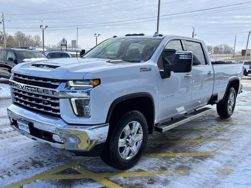 Used 2023 Chevrolet Silverado 3500 LTZ w/ LTZ Convenience Package image 8