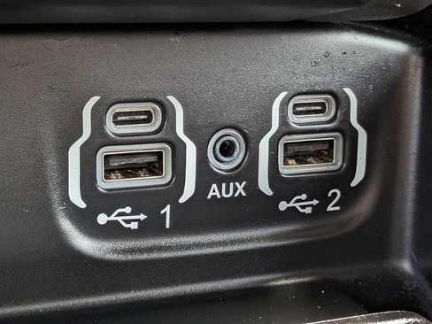 Used 2019 RAM 1500 Big Horn AWD/4WD image 22