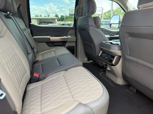 New 2026 Ford F350 Platinum w/ Platinum Plus Package AWD/4WD image 24