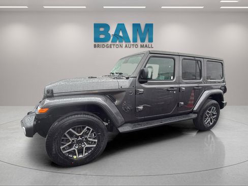 New 2026 Jeep Wrangler Sahara image 4