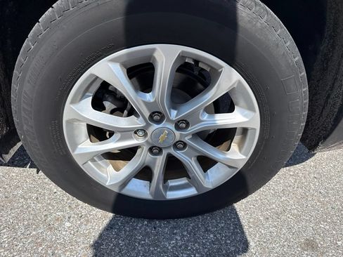 Used 2020 Chevrolet Equinox LT FWD image 11