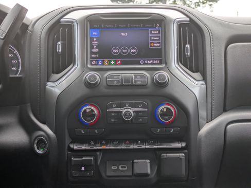 Used 2020 Chevrolet Silverado 1500 RST w/ All-Star Edition image 5