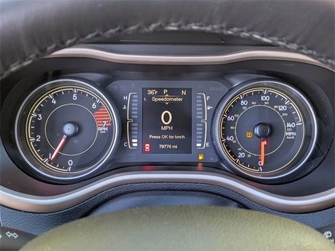 Certified 2017 Jeep Cherokee Latitude w/ Comfort/Convenience Group image 20