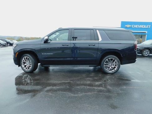 New 2026 Chevrolet Suburban LS w/ LPO, Chrome Package image 10