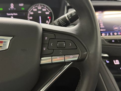 Used 2023 Cadillac XT6 Luxury FWD image 21