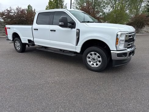 Used 2024 Ford F350 XLT AWD/4WD image 13