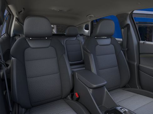 New 2026 Chevrolet Trax LT w/ Midnight Edition FWD image 16