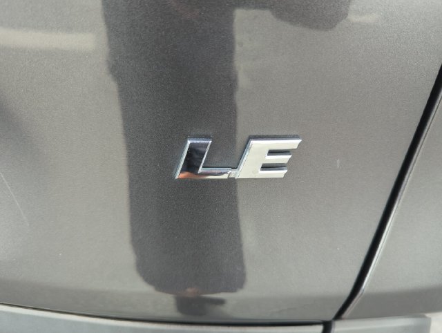 Used 2024 Toyota RAV4 LE FWD image 21