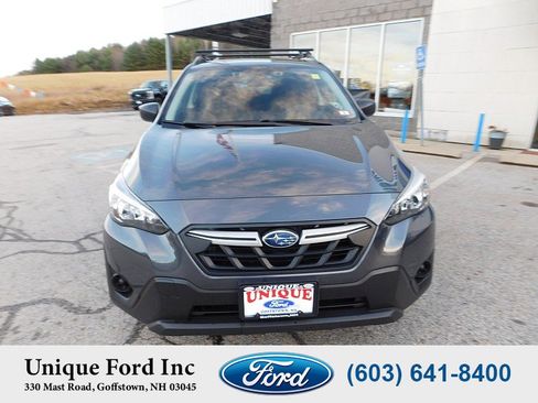 Used 2021 Subaru Crosstrek 2.0i image 3