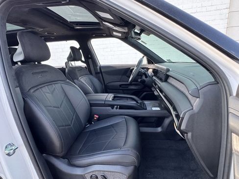 New 2027 Kia Telluride SX Prestige X-Line AWD/4WD image 12