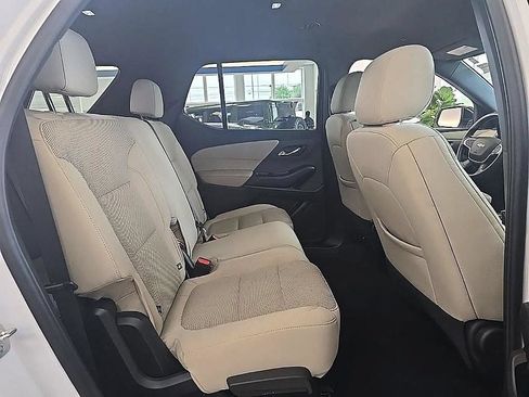 Used 2023 Chevrolet Traverse LS AWD/4WD image 36