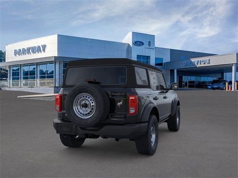 New 2025 Ford Bronco 4-Door image 8