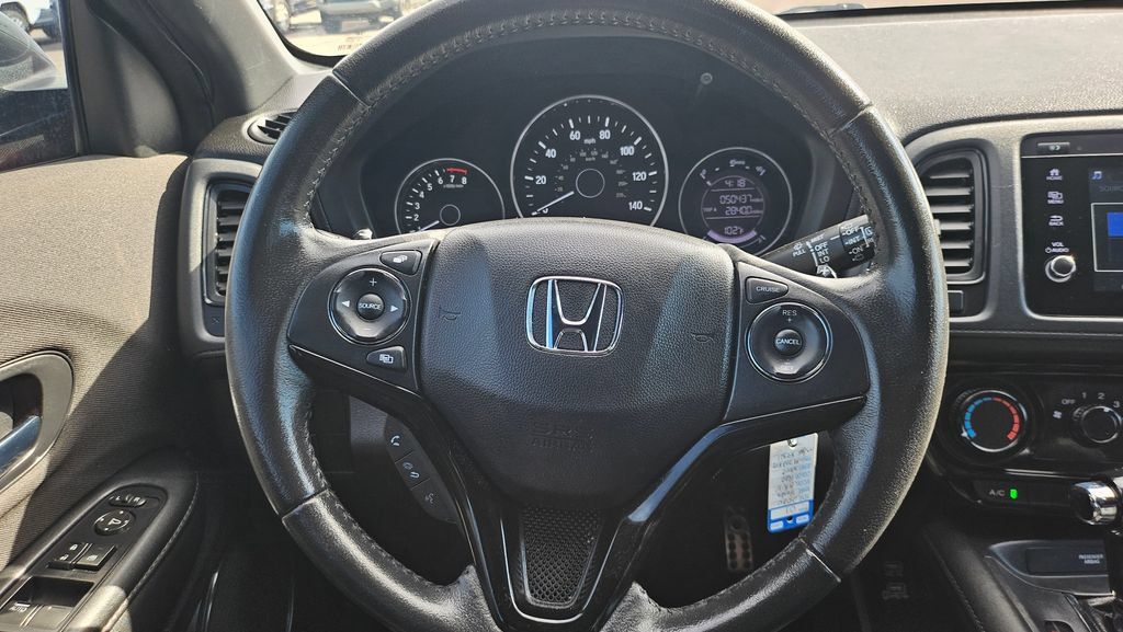 Used 2020 Honda HR-V Sport image 29