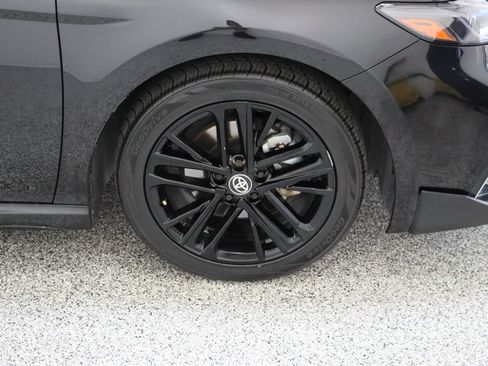 Certified 2025 Toyota Camry SE w/ Convenience Package FWD image 5