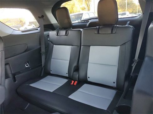 Certified 2023 Ford Explorer XLT w/ Equipment Group 202A image 27