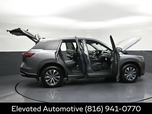 Certified 2026 INFINITI QX60 Pure w/ Cargo Package AWD/4WD image 41