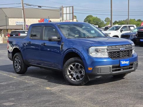 Used 2023 Ford Maverick XLT FWD image 2
