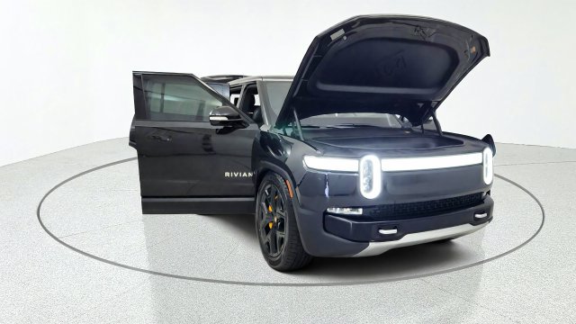 Used 2024 Rivian R1S Adventure Quad AWD/4WD image 11
