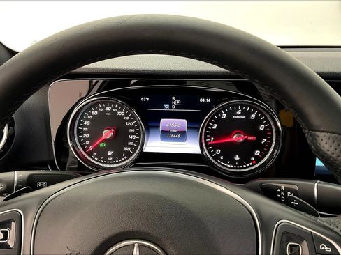 Used 2018 Mercedes-Benz E 300 image 13
