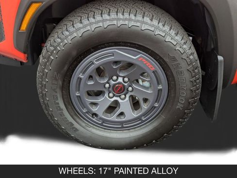 Used 2025 Nissan Frontier PRO-4X AWD/4WD image 11