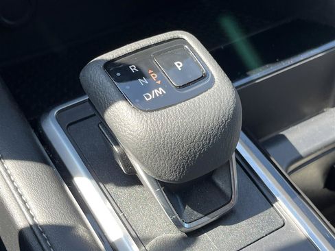 Used 2024 Nissan Pathfinder SV FWD image 25