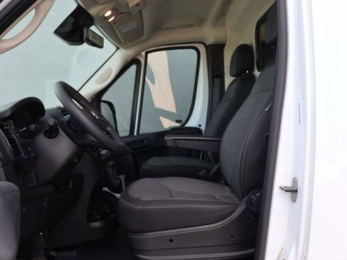 Used 2025 RAM ProMaster 2500 w/ Safety Group image 8