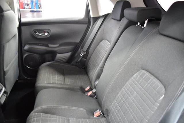 Used 2024 Honda HR-V LX image 5