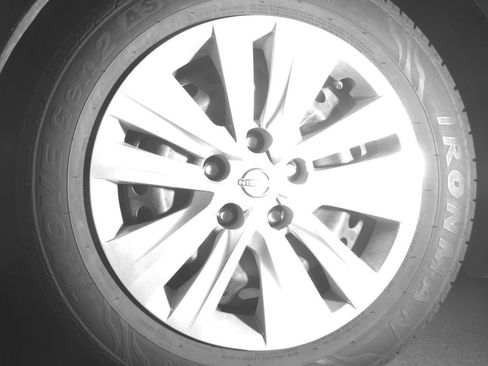 Used 2025 Nissan Sentra S image 12