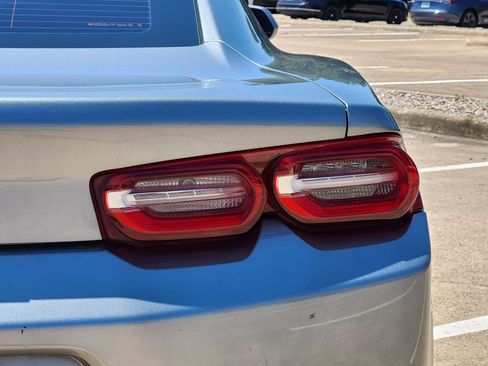 Used 2023 Chevrolet Camaro LT RWD image 10