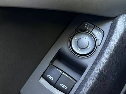 Used 2021 Chevrolet Camaro LT w/ Technology Package RWD image 24