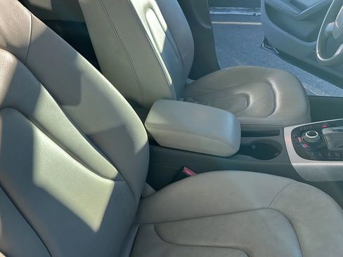 Used 2010 Audi A4 2.0T Premium Plus image 26