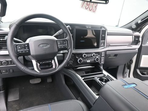 New 2026 Ford F250 Platinum AWD/4WD image 6