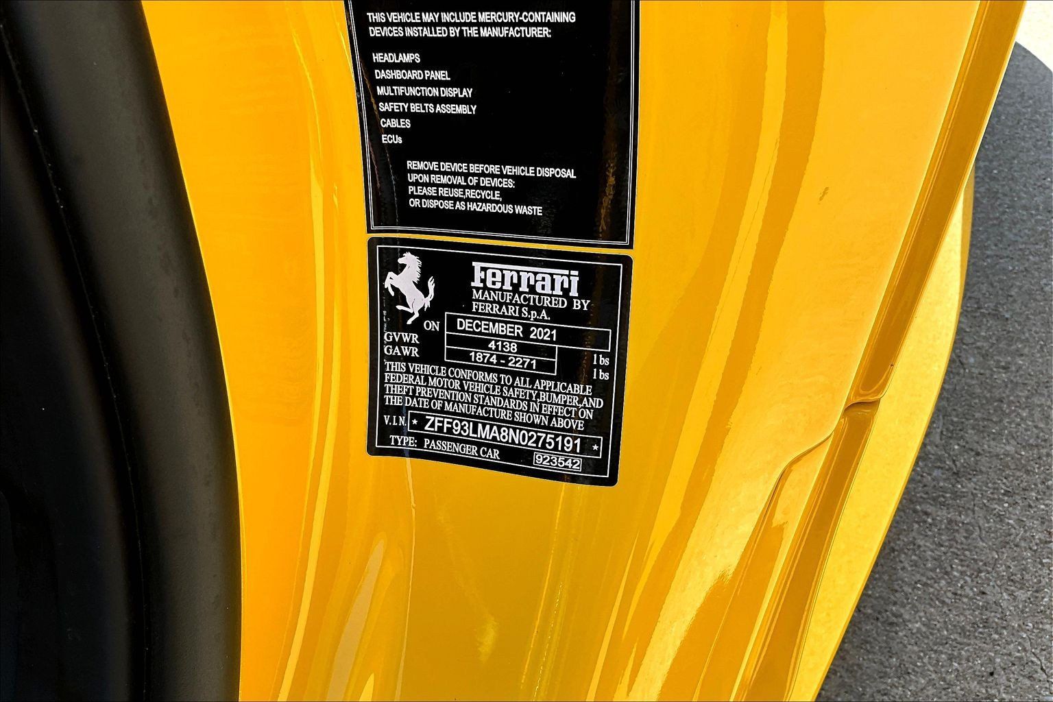 Used 2022 Ferrari F8 Tributo RWD image 17