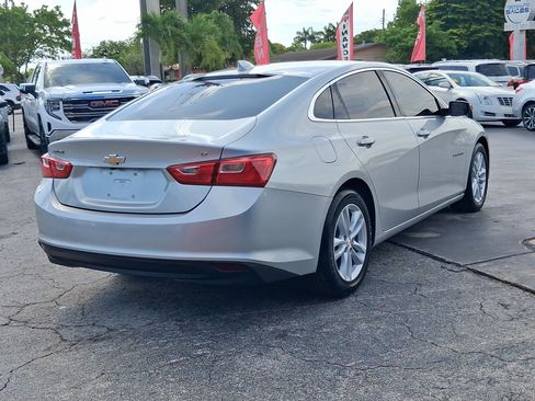 Used 2016 Chevrolet Malibu LT w/ Leather Package FWD image 5