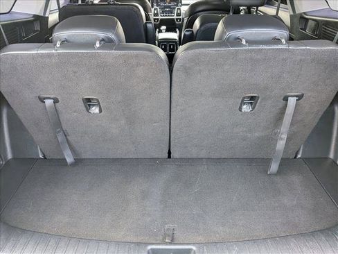 Used 2022 Kia Sorento EX w/ Panoramic Sunroof Package FWD image 6