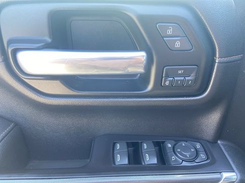 Certified 2019 GMC Sierra 1500 AT4 w/ Off Road Performance Package AWD/4WD image 23
