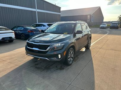 Used 2023 Kia Seltos SX w/ SX Sunroof Package