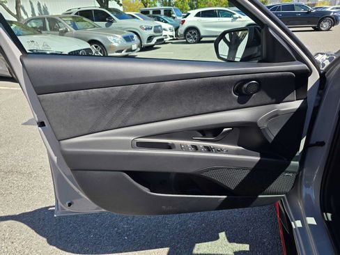Used 2026 Hyundai Elantra N FWD image 19