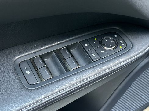 Certified 2025 Lexus RX 350 FWD w/ Accessory Package image 15