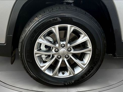 Used 2022 Jeep Cherokee Latitude Lux image 31