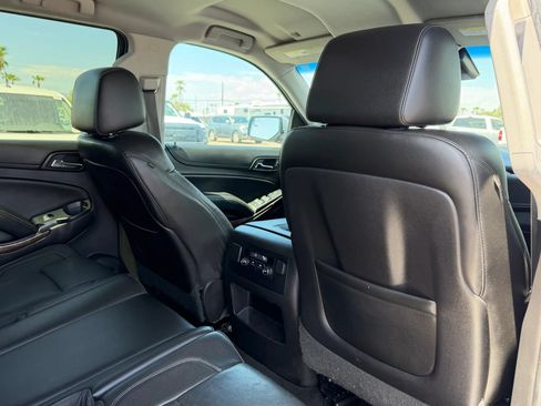 Used 2015 Chevrolet Suburban LT AWD/4WD image 19